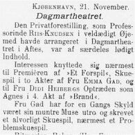 Jyllands Posten var en af de første aviser til at gå over til latinske bogstaver. Vi kipper med flaget, Super ;-)