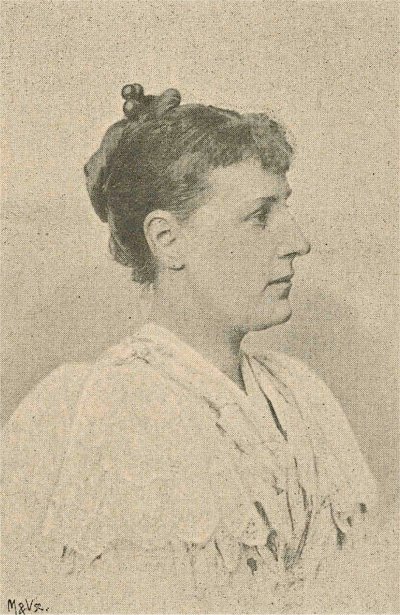 Emma Gad Portræt